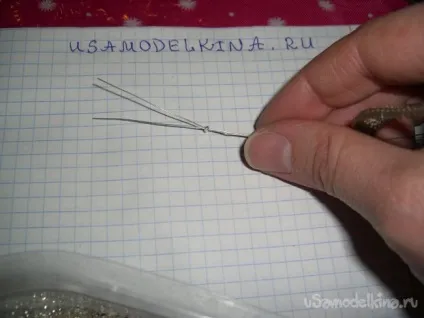 Кошик - конфетніца з ромашками з бісеру (волосінь нижньої сторони) Кошик - конфетніца з ромашками з бісеру
