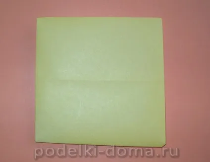 Кошик з паперу, коробочка ідей і майстер-класів (кут квадрата центру) Кошик з паперу, коробочка ідей і майстер-класів