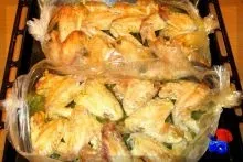 Крильця курячі в рукаві