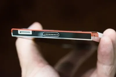 Кріптофон turing phone скоро надійде в продаж, подробиці про незвичайний девайс (phone) Кріптофон turing phone скоро надійде в продаж, подробиці про незвичайний девайс