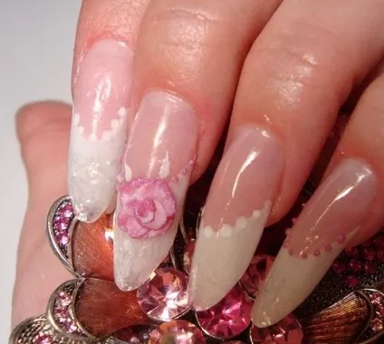 Фото малюнка адідас на нігтях (фото) Фото малюнка адідас на нігтях