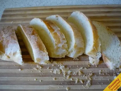Часникові грінки з помідорами та базиліком (покроковий рецепт з фото) (кулінарні рецепти салатів) Часникові грінки з помідорами та базиліком (покроковий рецепт з фото)