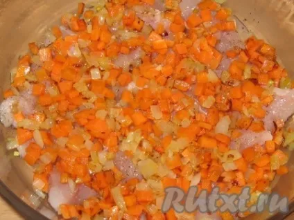 Курка з овочами під сирно-вершковим соусом - рецепт з фото