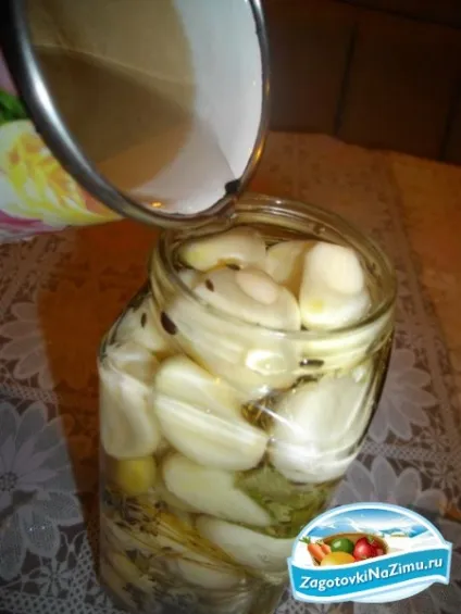 квашений часник