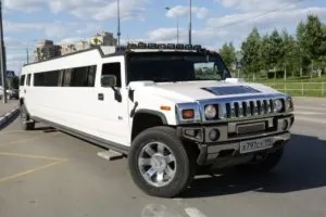 Лімузин на весілля в москві прокат (МКАД складає доплата) Лімузин на весілля в москві прокат