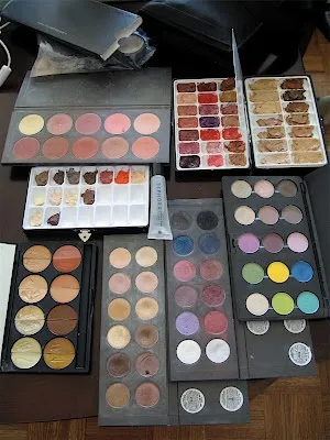 Make-up kit