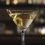 Мартіні з оливами - рецепт, історія та культура вживання (рецепт) Мартіні з оливами - рецепт, історія та культура вживання