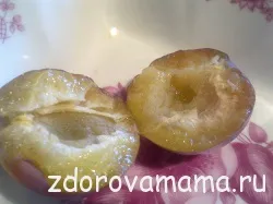 Маски зі слив, будь здорова, мама! (Будь) Маски зі слив, будь здорова, мама!