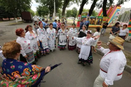 Малі та великі автюкі завмираючи (малі) Малі та великі автюкі завмираючи