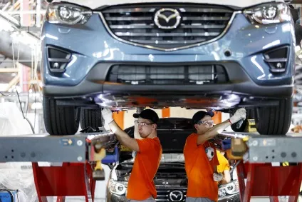 Mazda по-Владивостоцького як виробляють кросовери і седани на автозаводі sollers (PrimaMedia Олександр Хитров Автомобіль) Mazda по-Владивостоцького як виробляють кросовери і седани на автозаводі sollers