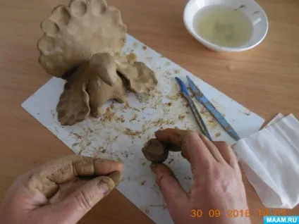 Майстер-клас з ліплення з глини димковской іграшки «індик» для дітей старшої групи (гри для дошкільнят) Майстер-клас з ліплення з глини димковской іграшки «індик» для дітей старшої групи