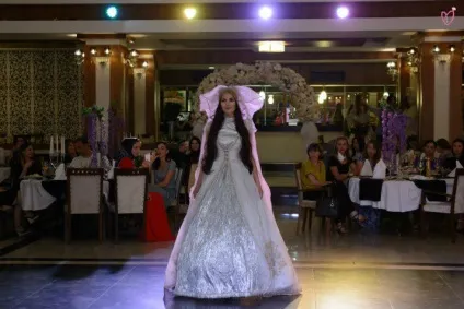 Модний показ «fashion show» в Дагестані як це було (Дагестані) Модний показ «fashion show» в Дагестані як це було