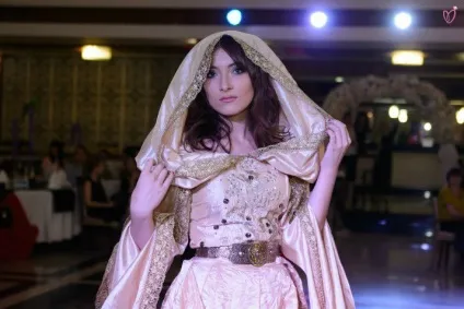 Модний показ «fashion show» в Дагестані як це було (show) Модний показ «fashion show» в Дагестані як це було