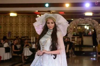 Модний показ «fashion show» в Дагестані як це було (модний показ «fashion show» в Дагестані) Модний показ «fashion show» в Дагестані як це було