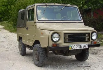 Модельний ряд позашляховиків ЛуАЗ (ЛуАЗ) Модельний ряд позашляховиків ЛуАЗ