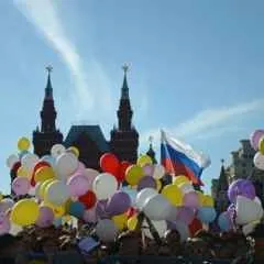 Москва, новини, в деньУкаіни на червоній площі відбудеться святковий салют (залпів) Москва, новини, в деньУкаіни на червоній площі відбудеться святковий салют