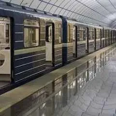 Москва, новини, на кільцевій лінії метро переривалося рух на рейки впала пасажирка (московському) Москва, новини, на кільцевій лінії метро переривалося рух на рейки впала пасажирка