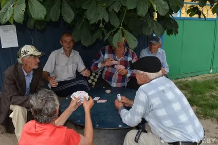 Молоді не жартують, у них проблем багато