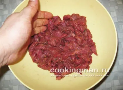 М'ясо смажене з картоплею і овочами - кулінарія для чоловіків (овочами) М'ясо смажене з картоплею і овочами - кулінарія для чоловіків
