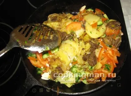 М'ясо смажене з картоплею і овочами - кулінарія для чоловіків (картоплею) М'ясо смажене з картоплею і овочами - кулінарія для чоловіків