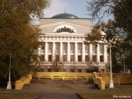 Що подивитися в Ростові-на-дону прогулянка по вулиці великий садової (вулиці) Що подивитися в Ростові-на-дону прогулянка по вулиці великий садової