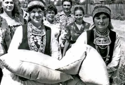 Незвичайні традиції мордовська весілля (весілля) Незвичайні традиції мордовська весілля