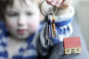 Дуже важливо знати, як оформити квартиру на неповнолітню дитину (дитини) Дуже важливо знати, як оформити квартиру на неповнолітню дитину