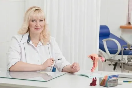 Огляд у ендокринолога при хворобах залоз внутрішньої секреції