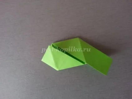 Орігамі троянда в кубі (увага смуги згинів) Орігамі троянда в кубі