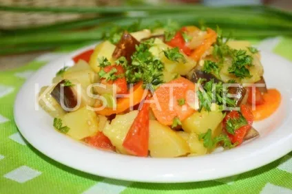 Овочеве рагу з картоплею, баклажанами і кабачками (баклажанами) Овочеве рагу з картоплею, баклажанами і кабачками
