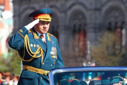Парад в день перемоги в Москві на червоній площі де дивитися салют 9 травня о москві (салют в Москві 9 травня 2017 о котрій) Парад в день перемоги в Москві на червоній площі де дивитися салют 9 травня о москві