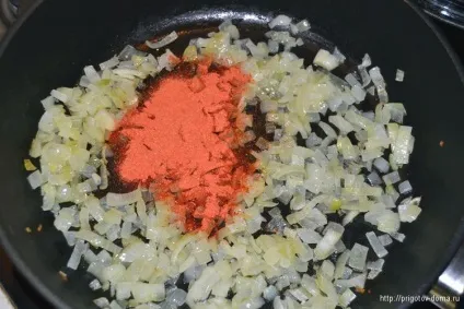 Папрікаш по-угорськи з курки (курки) Папрікаш по-угорськи з курки