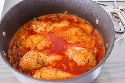 Покроковий рецепт папрікаш з курки