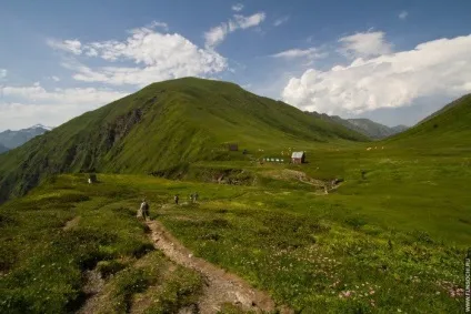 Покрокова інструкція як дійти до бзерпінского карниза, путівник по червоній галявині (Краснополянская гірського клубу) Покрокова інструкція як дійти до бзерпінского карниза, путівник по червоній галявині