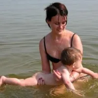Дитина боїться води, дитина стала боятися води (дитина боїться води) Дитина боїться води, дитина стала боятися води