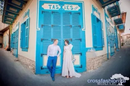 Crossfashion group - пошити на замовлення весільну сукню створення вбрання від ескізу до фінальної (group) Crossfashion group - пошити на замовлення весільну сукню створення вбрання від ескізу до фінальної