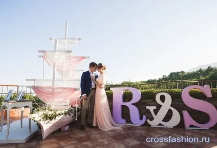 Crossfashion group - пошити на замовлення весільну сукню створення вбрання від ескізу до фінальної (красиві весільні сукні фото) Crossfashion group - пошити на замовлення весільну сукню створення вбрання від ескізу до фінальної