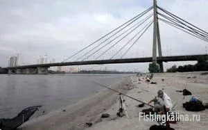 Риболовля на дніпрі - ловля на фідер в місті (рибалка) Риболовля на дніпрі - ловля на фідер в місті