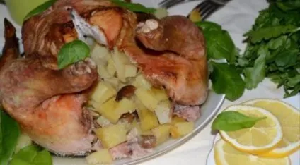 Рецепт курка, фарширована картоплею і грибами на, кращі рецепти світу (зелень петрушки) Рецепт курка, фарширована картоплею і грибами на, кращі рецепти світу