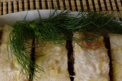 Рецепти рулетів з лаваша з печерицями, сиром, куркою, яйцями та іншими інгредієнтами (печерицями) Рецепти рулетів з лаваша з печерицями, сиром, куркою, яйцями та іншими інгредієнтами