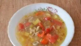 Салат зі шпротами рецепти з фото крок за кроком, калорійність (калорійність) Салат зі шпротами рецепти з фото крок за кроком, калорійність