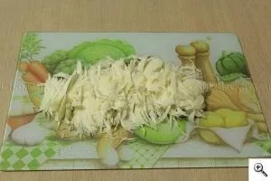 Салат з капусти, огірків і зеленого горошку, з оцтом (капусти) Салат з капусти, огірків і зеленого горошку, з оцтом