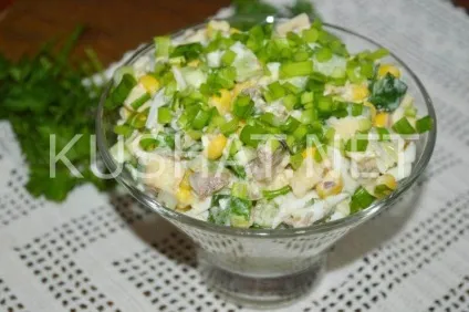 Салат зі шпротами, кукурудзою і огірком (Салат шпротами кукурудзою огірком) Салат зі шпротами, кукурудзою і огірком