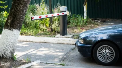 Шлагбауми у дворах чи законно це і як їх встановити (встановити) Шлагбауми у дворах чи законно це і як їх встановити