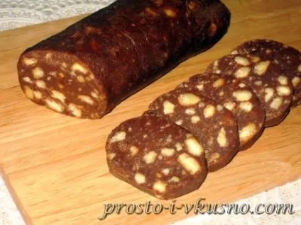 Шоколадна ковбаска з печива