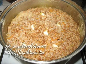 Смачний плов з гречки з куркою! (Гречки) Смачний плов з гречки з куркою!