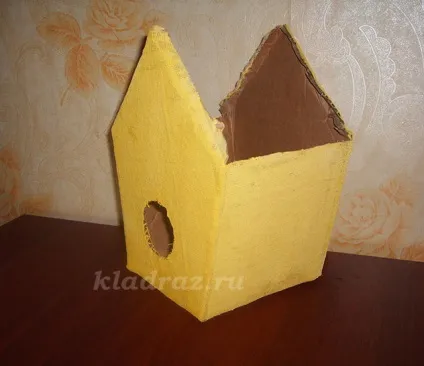 Шпаківню з картону своїми руками