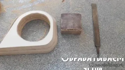 Робимо подіуми для акустики на двері автомобіля (подіуми) Робимо подіуми для акустики на двері автомобіля