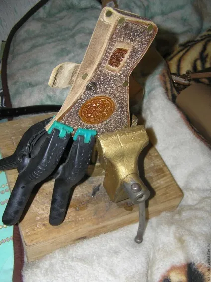 Робимо шкіряний чохол для сокири - ярмарок майстрів - ручна робота, handmade (сокира) Робимо шкіряний чохол для сокири - ярмарок майстрів - ручна робота, handmade