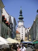 Країни Європи - столиця Словаччини місто Братислава